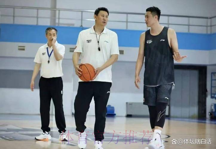 CBA最新消息！北京首钢酝酿换帅，布朗确定离开辽宁男篮