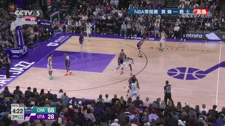 常规赛1月11日:黄蜂VS爵士 集锦 常规赛1月11日:黄蜂VS爵士 集锦